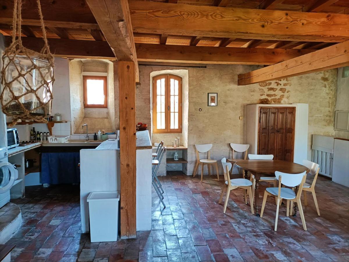 Maison Atypique Coeur De Village Historique Villeneuve-lès-Avignon Esterno foto