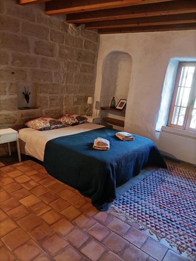 Maison Atypique Coeur De Village Historique Villeneuve-lès-Avignon Esterno foto