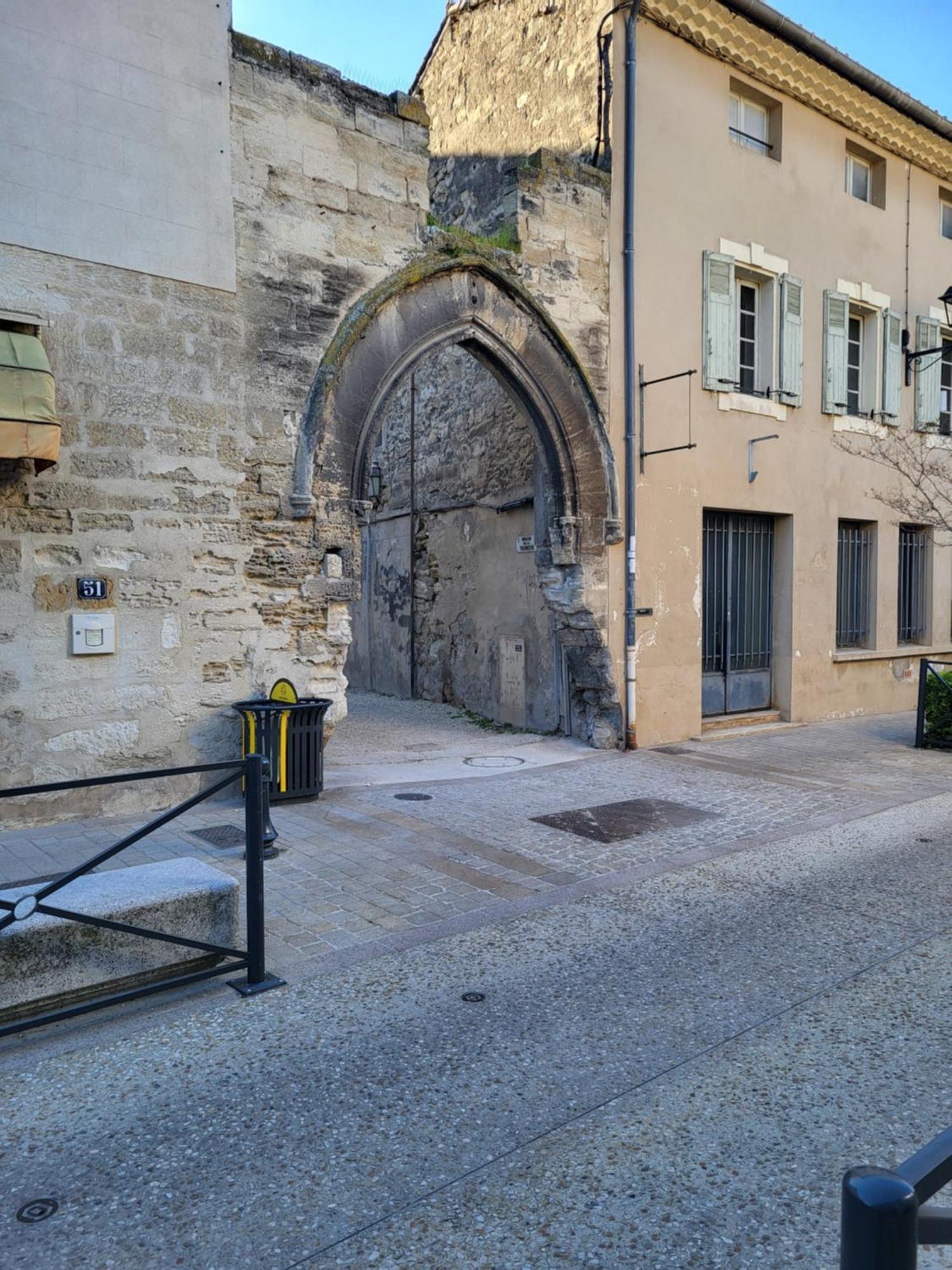 Maison Atypique Coeur De Village Historique Villeneuve-lès-Avignon Esterno foto